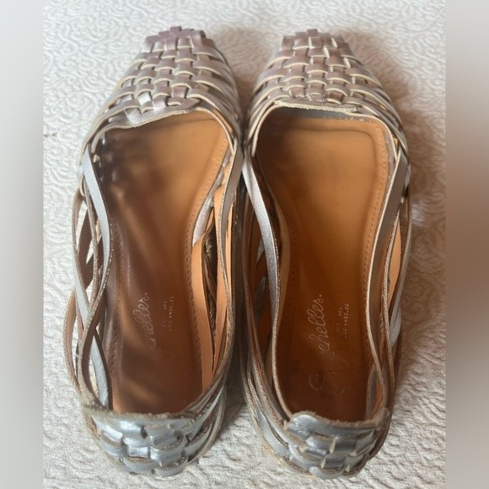 Seychelles silver flat sandals size 8 - Picture 6 of 7